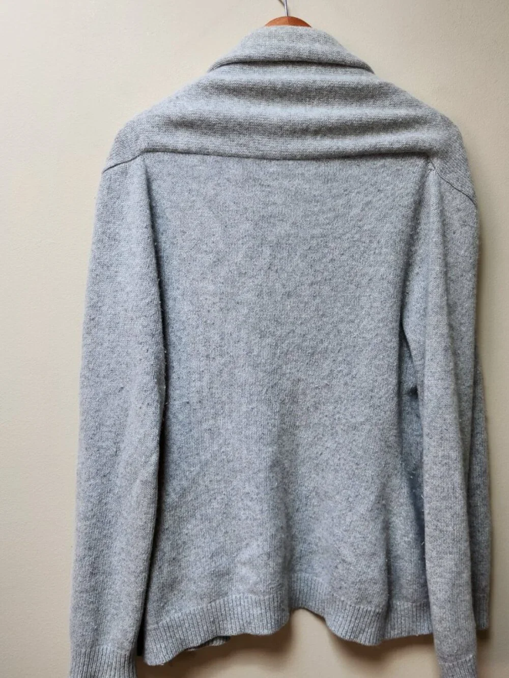 Banana Republic Angora Lambs wool grey cardigan M - Picture 4 of 4